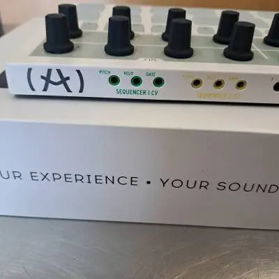 Arturia - BEATSTEP PRO 2